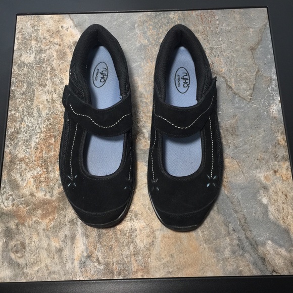 ryka nitracel slip on